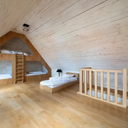 Дом отдыха Modern By The Sea, Cleaning Included Ньивпорт